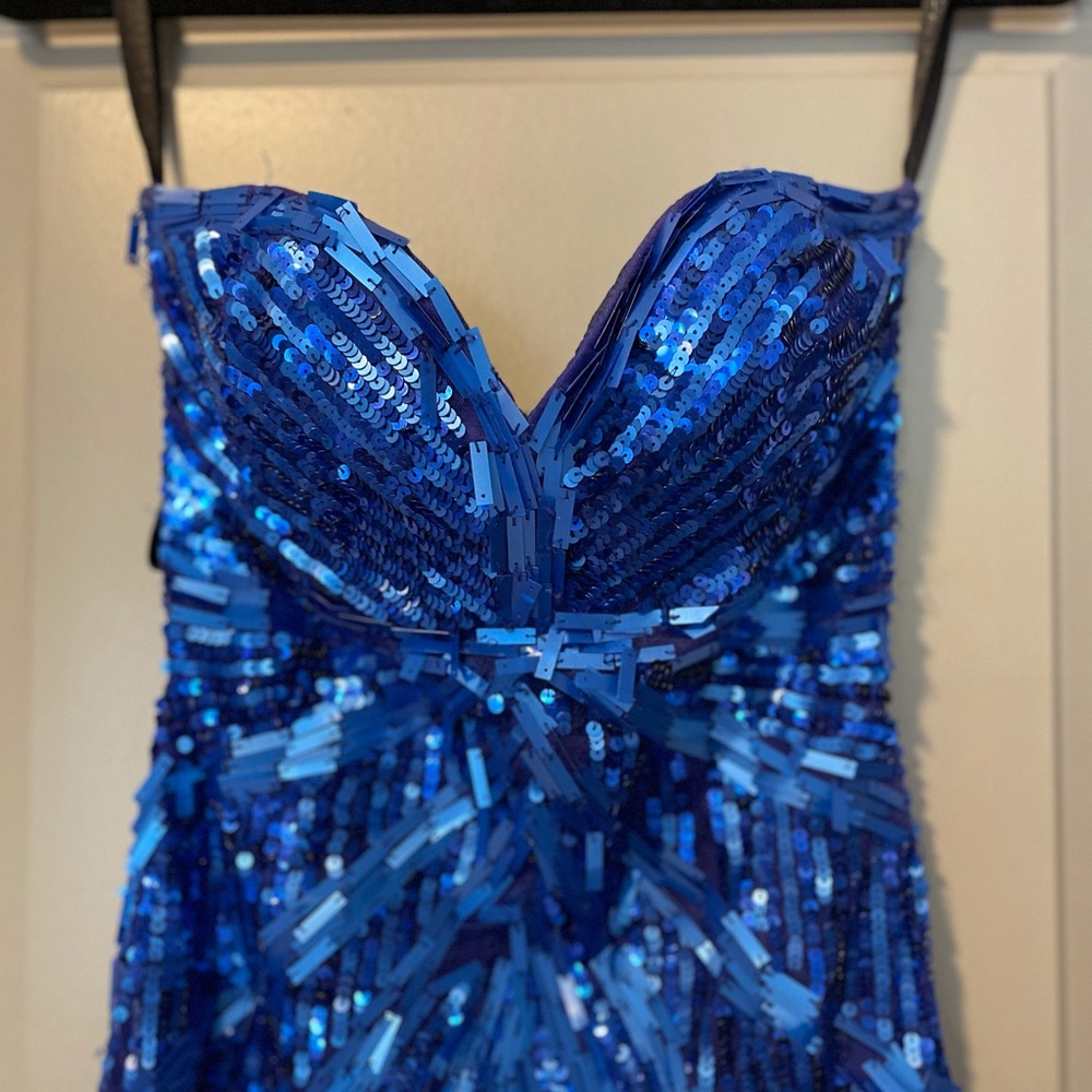 Mac Duggal cocktail sequin dress size 0
